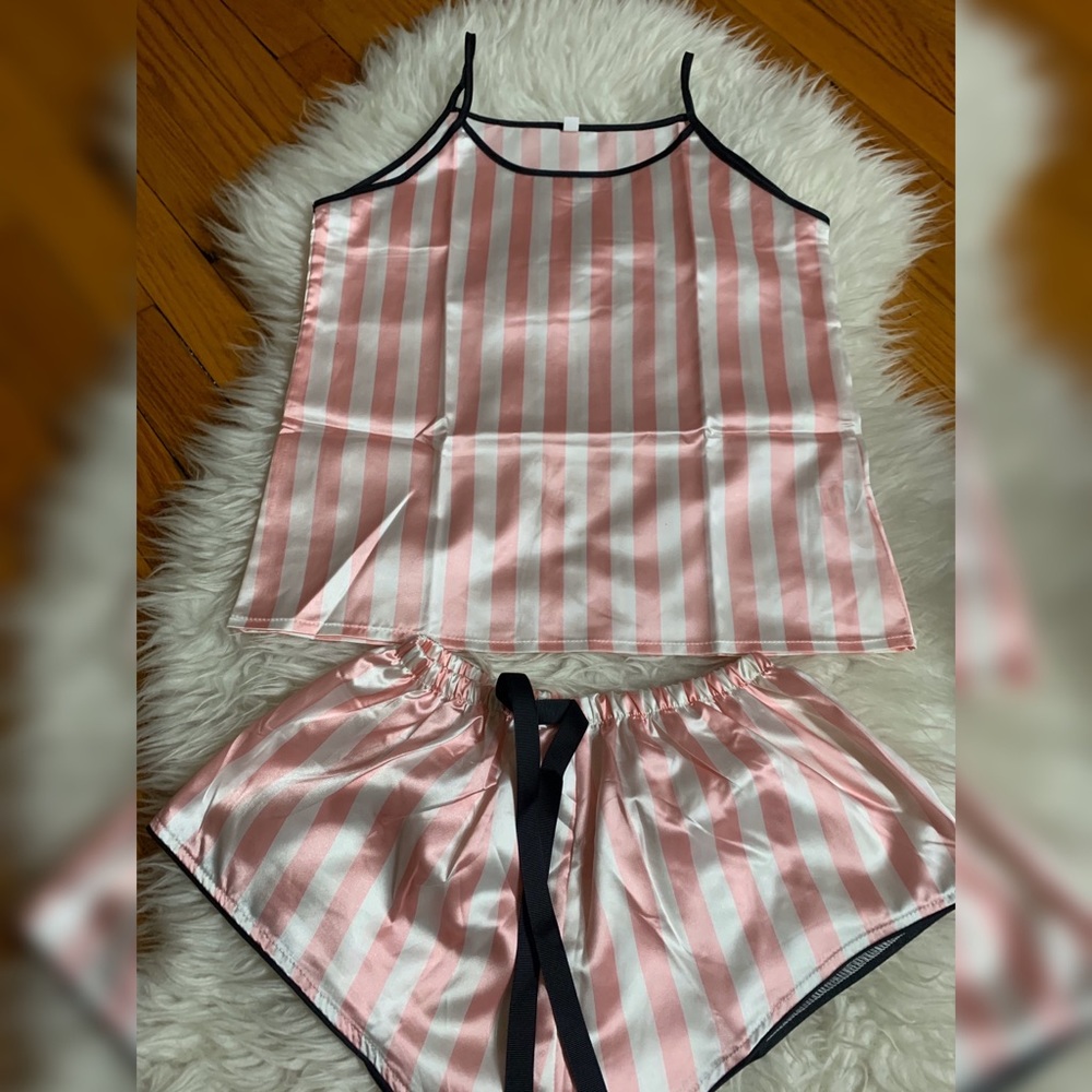 Pj Set - Picture 2 of 7
